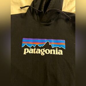 Patagonia Men's Regular Fit Size M P-6 Logo Uprisal Hoody